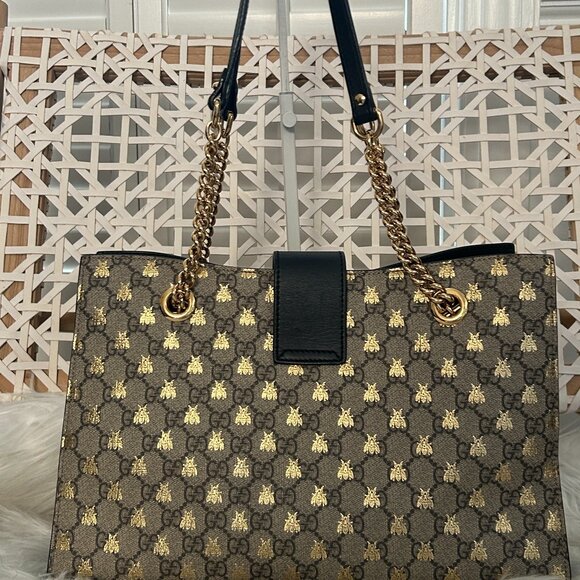 GUCCI GG Supreme Bee Padlock Tote, Medium - Picture 7 of 16